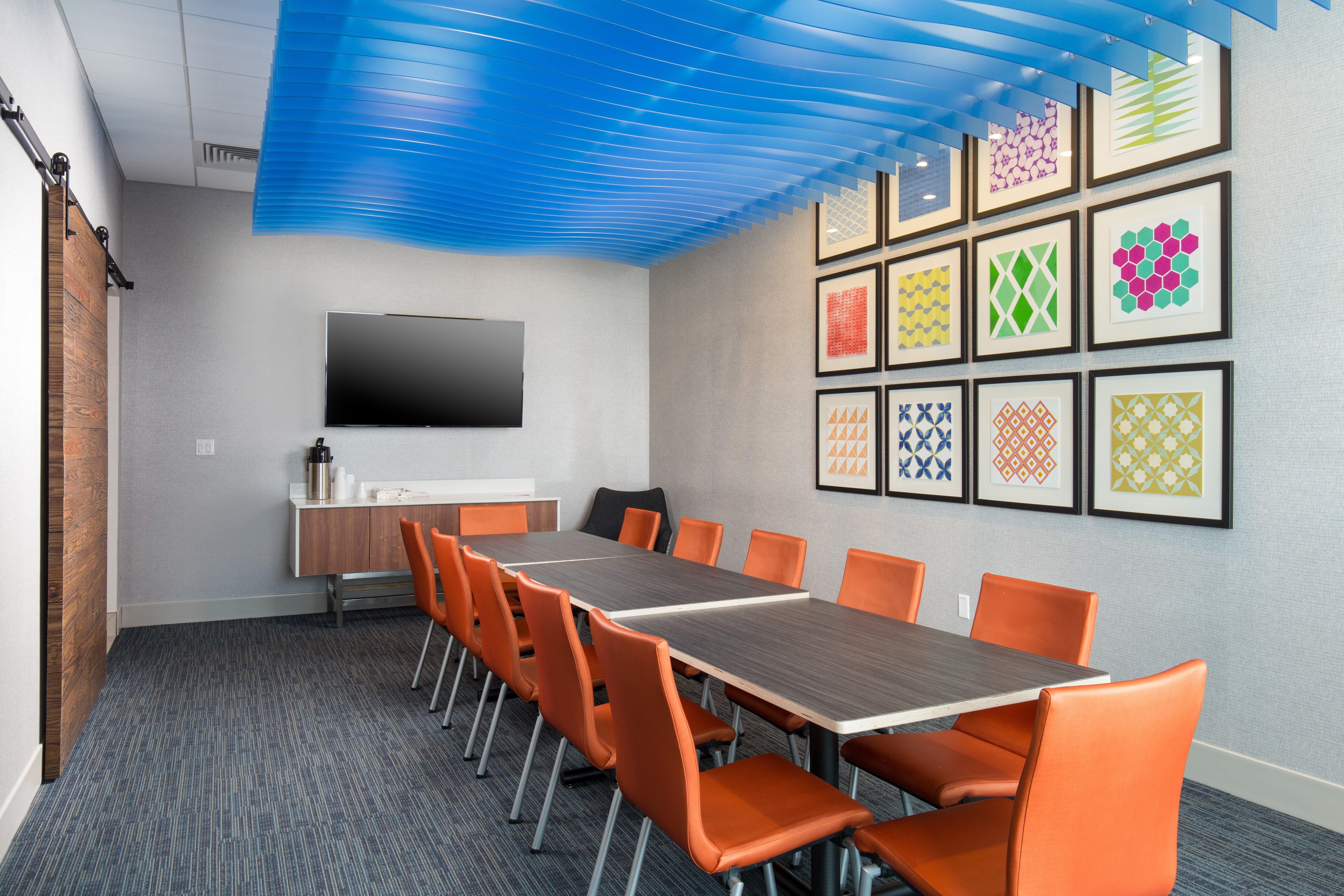 Holiday Inn Express Visalia-Sequoia Gateway Area By Ihg Exteriör bild