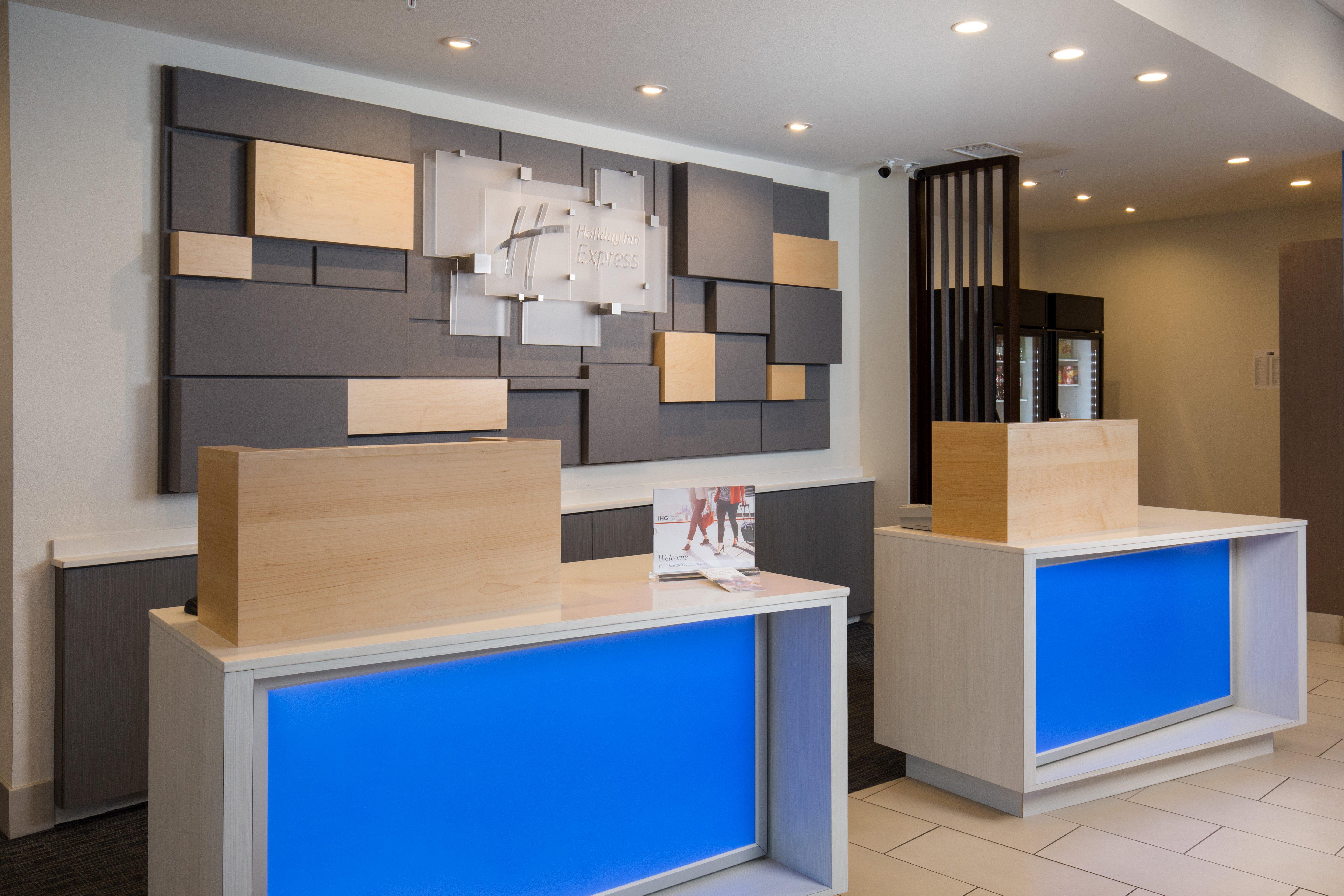 Holiday Inn Express Visalia-Sequoia Gateway Area By Ihg Exteriör bild