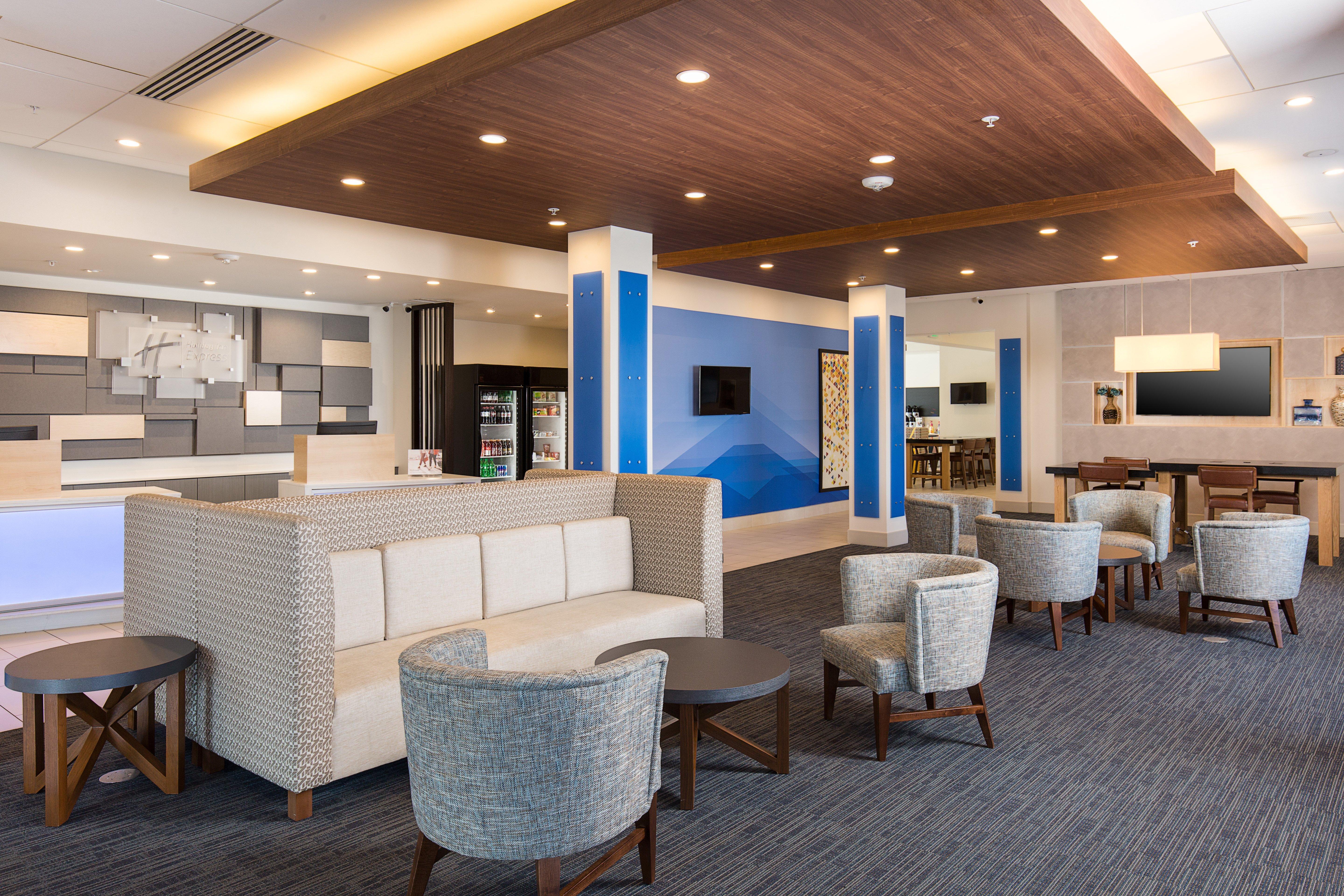 Holiday Inn Express Visalia-Sequoia Gateway Area By Ihg Exteriör bild