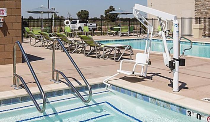 Holiday Inn Express Visalia-Sequoia Gateway Area By Ihg Exteriör bild